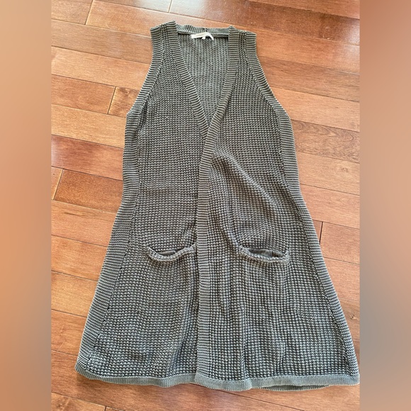 Gerard Darel Women's Olive Army Green Open Knit Sweater Vest Size 2 - Picture 2 of 9